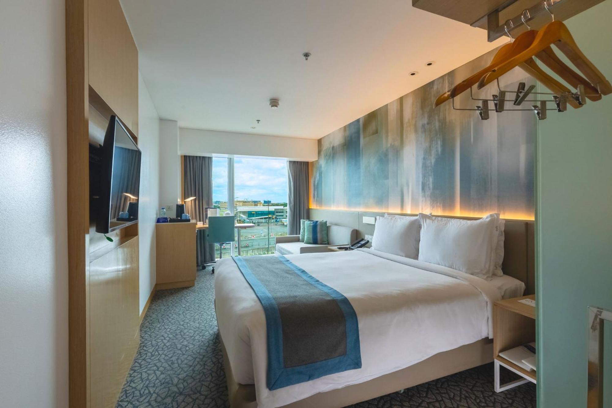 Holiday Inn Express Manila Newport City, An Ihg Hotel Paranaque City Екстериор снимка