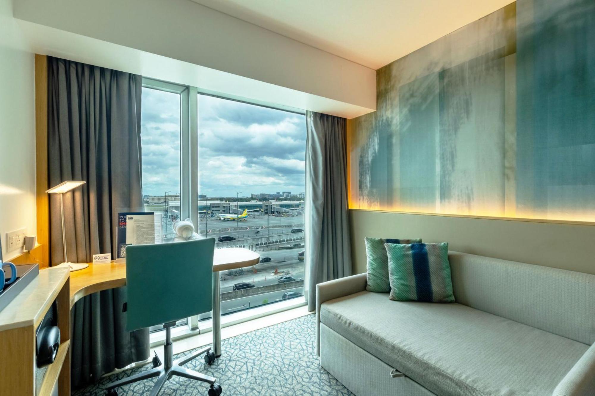 Holiday Inn Express Manila Newport City, An Ihg Hotel Paranaque City Екстериор снимка