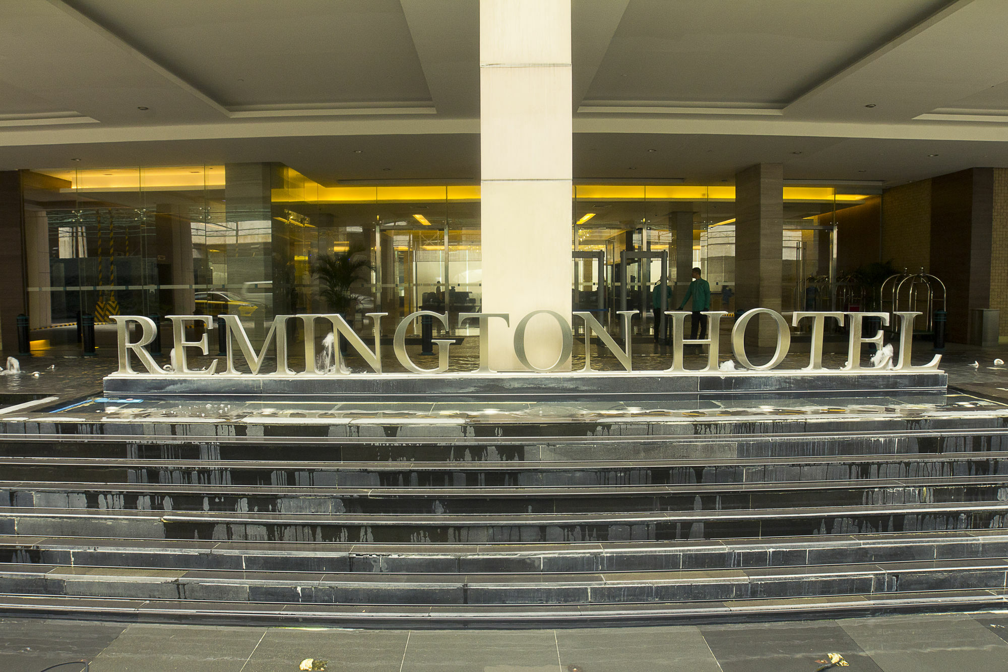 Holiday Inn Express Manila Newport City, An Ihg Hotel Paranaque City Екстериор снимка