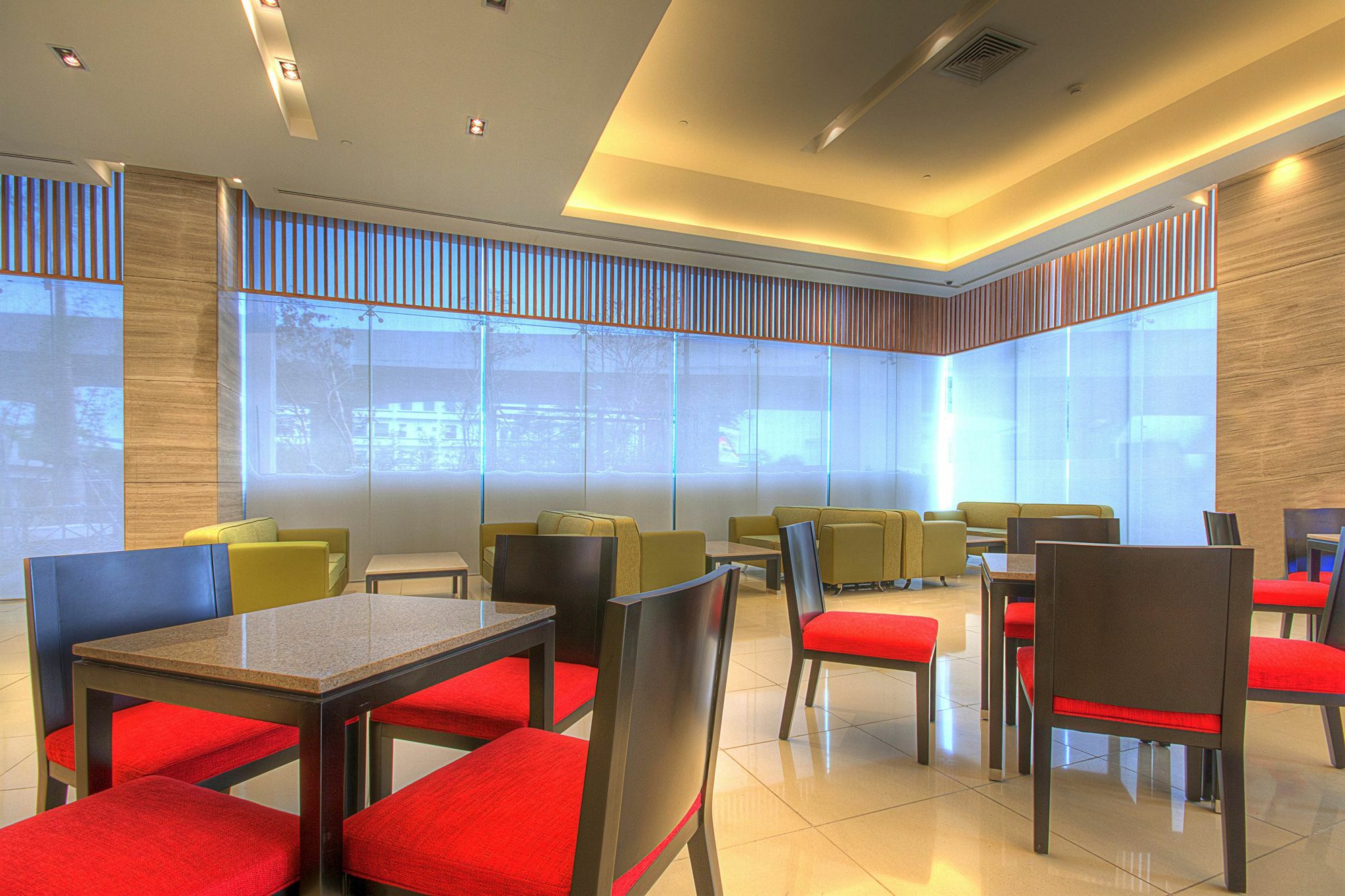 Holiday Inn Express Manila Newport City, An Ihg Hotel Paranaque City Екстериор снимка